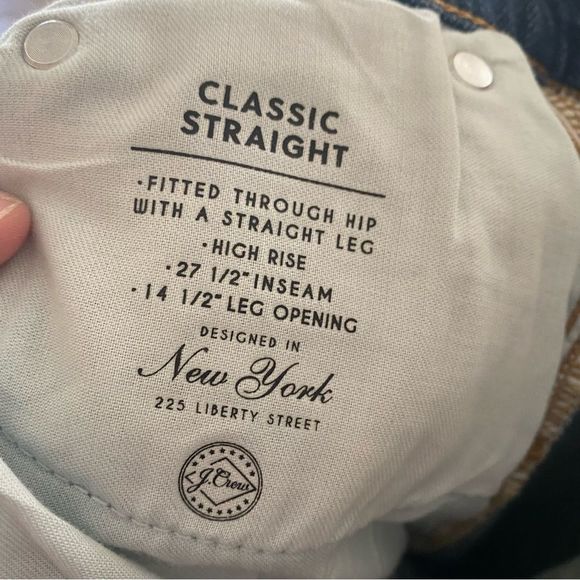 J. Crew • High Rise 90’s Classic Straight Jean in Cooper Square Wash - Picture 12 of 15